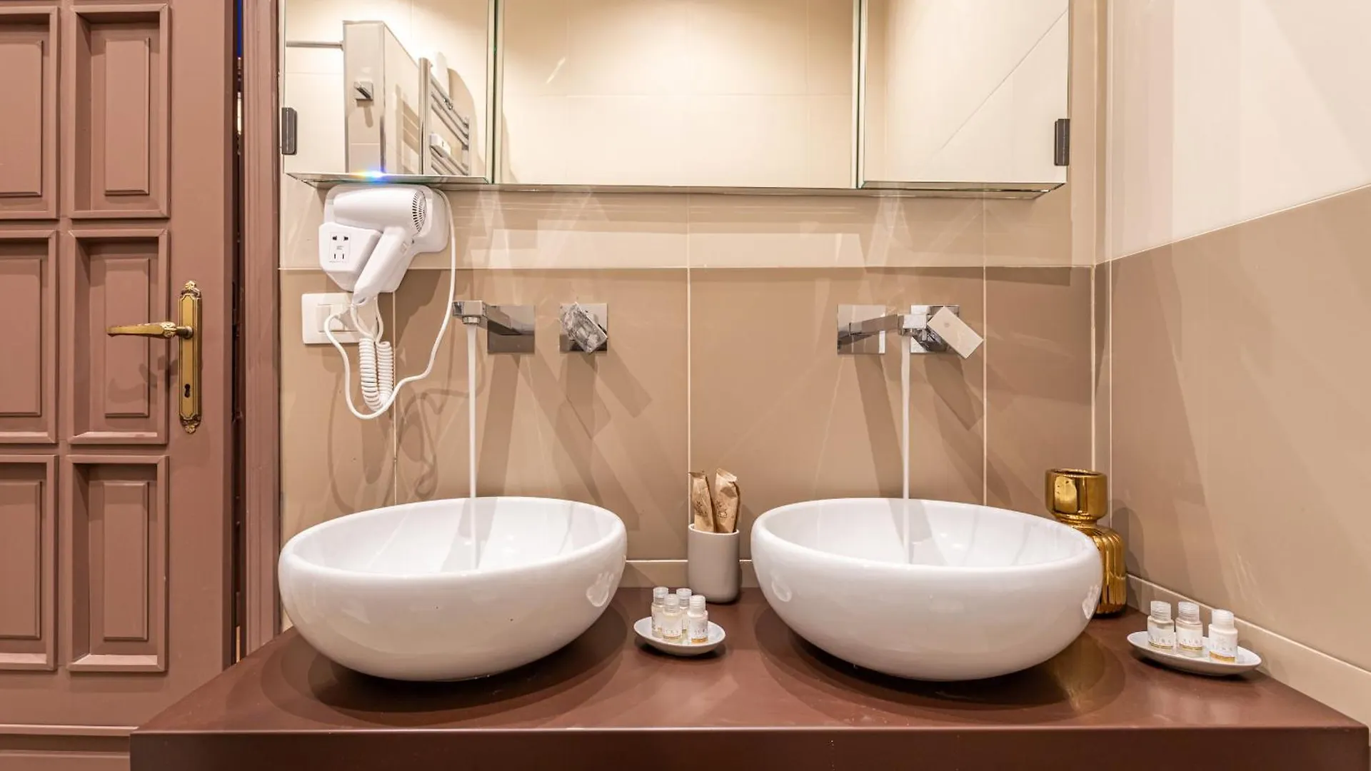 Maison Colonna Luxury Suites ローマ アパート